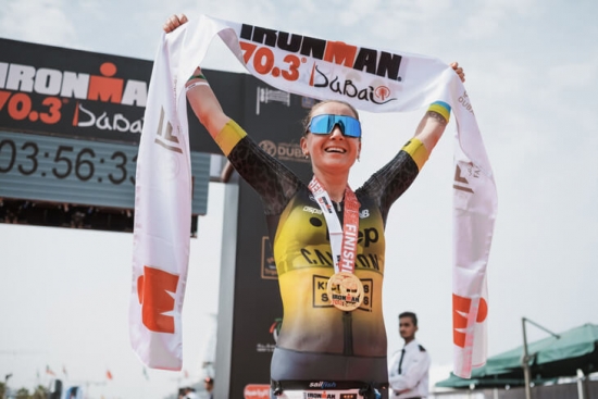 Laura Philipp gewinnt beim 70.3 Dubai