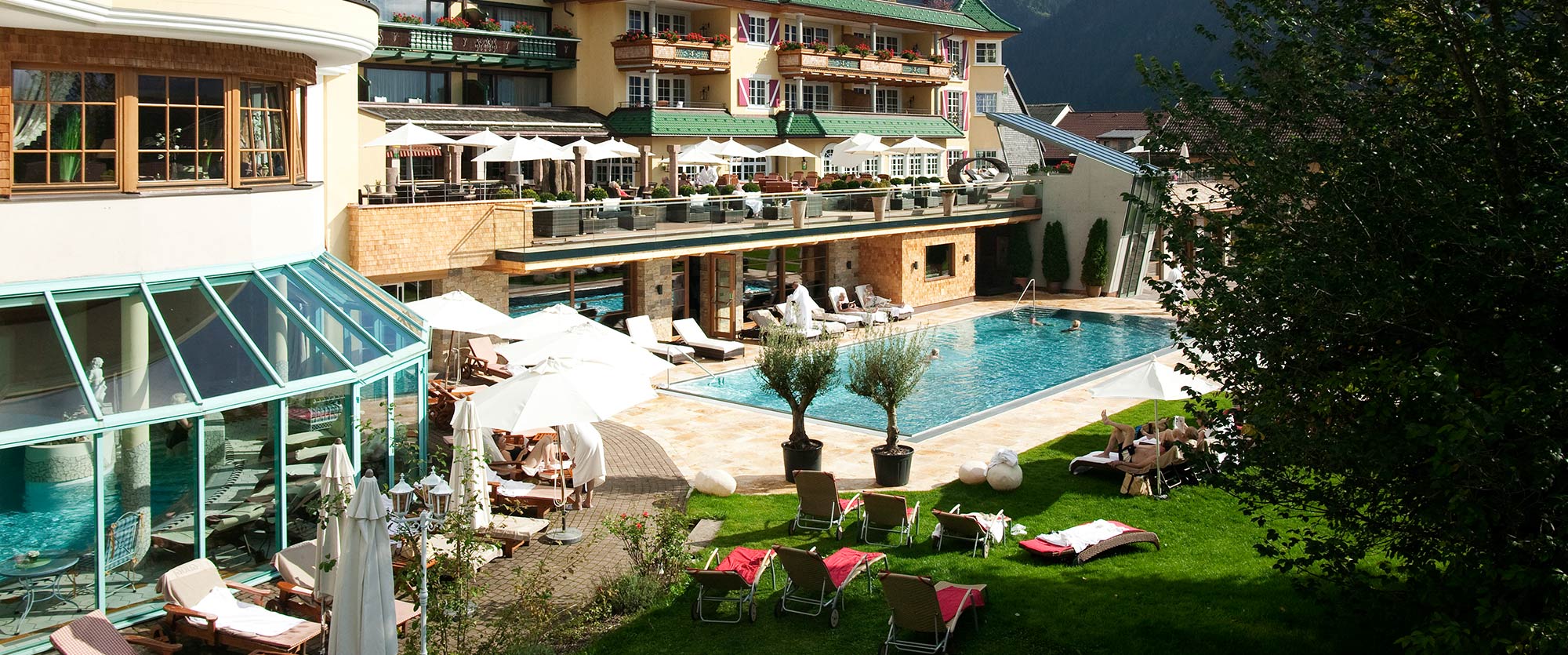 Hotel swimming pool Outdoor with conservatory and terrace